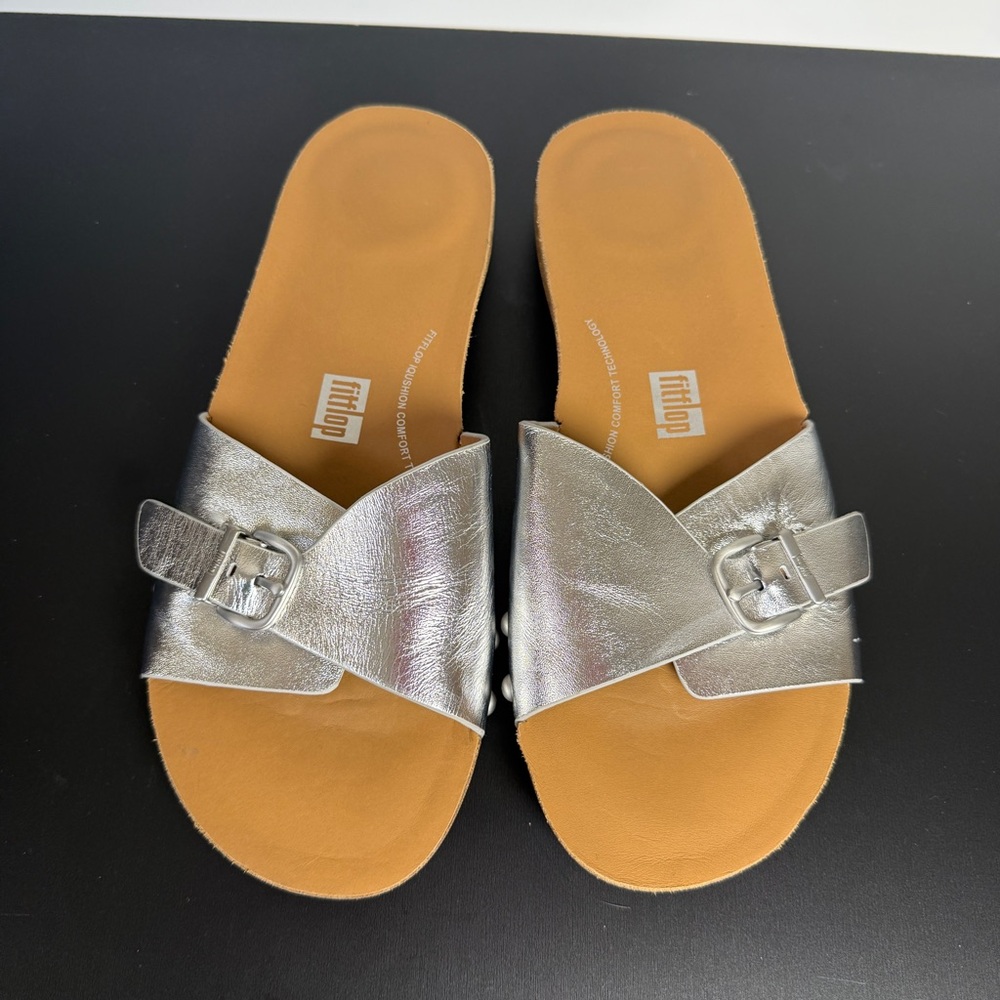 Fit Flop Silver Adjustable Strap Metallic Sandals - - Picture 2 of 7